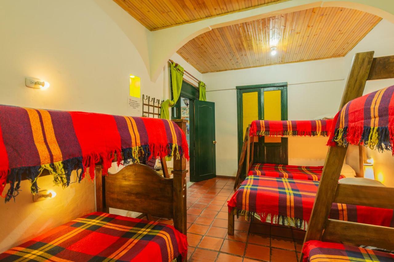Hostal Sue Candelaria بوغوتا المظهر الخارجي الصورة