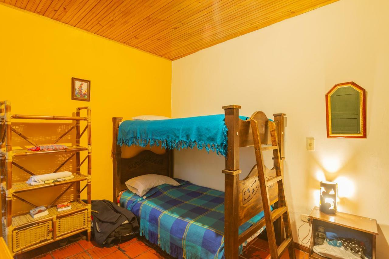 Hostal Sue Candelaria بوغوتا المظهر الخارجي الصورة