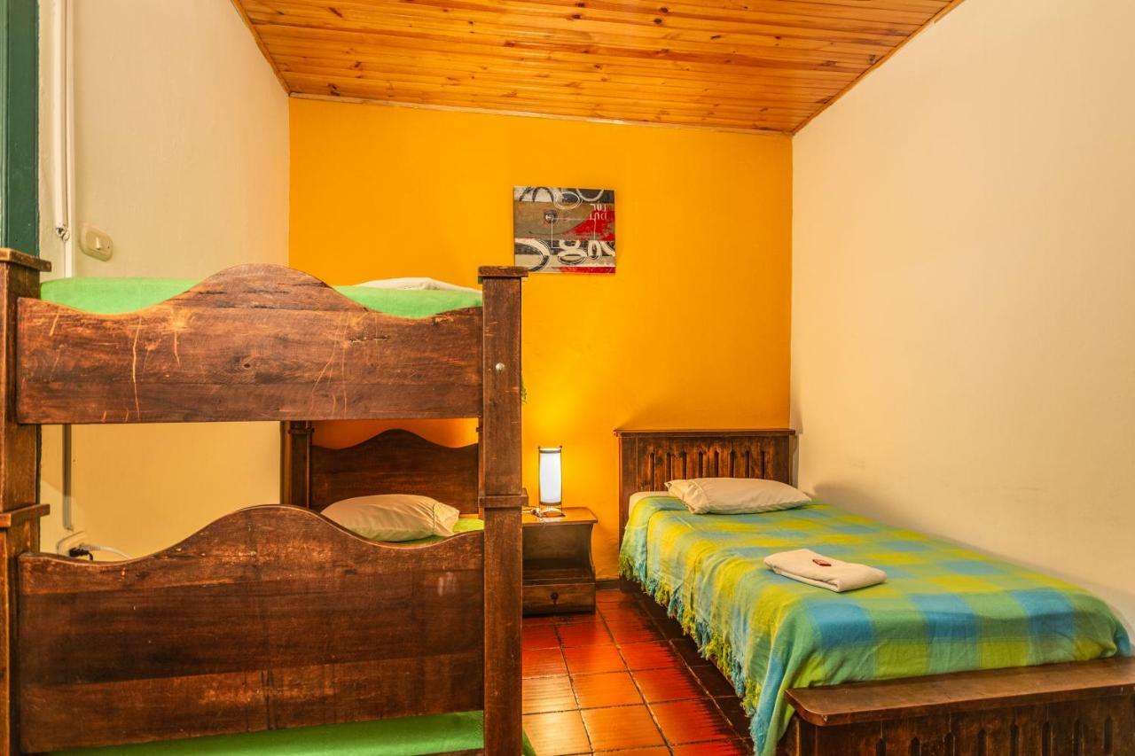 Hostal Sue Candelaria بوغوتا المظهر الخارجي الصورة